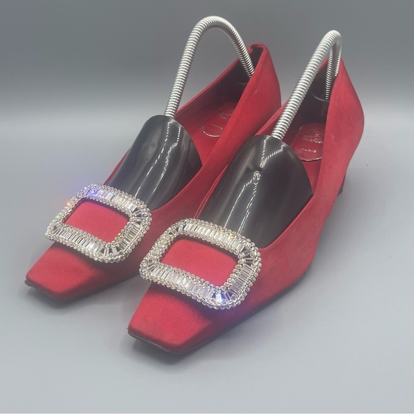 Roger Vivier Red Flats with Embellished Buckle‎